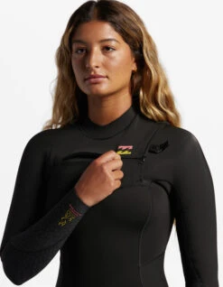 BILLABONG 5/4 SYNERGY CHEST ZIP WETSUIT FOR WOMEN -Ocean Motion Shop billabong synergy 4 3 frontzip muta donna 5 1