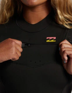 BILLABONG 5/4 SYNERGY CHEST ZIP WETSUIT FOR WOMEN -Ocean Motion Shop billabong synergy 4 3 frontzip muta donna 6 1