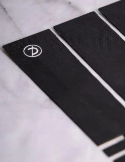 DEFLOW FRONT PAD 4 PIECE BLACK -Ocean Motion Shop deflow front pad 4 pezzi