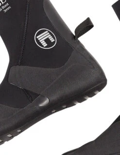 MATUSE 3MM TABI BOOTIE SPLIT TOE BOOTIE 12 MATUSE 3MM TABI BOOTIE SPLIT TOE BOOTIE -Ocean Motion Shop matuse 3mm tabi bootie calzari con infradito 3