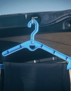 SURFLOGIC MAGNETIC WETSUIT HOOK -Ocean Motion Shop surflogic gancio magnetico per muta 2